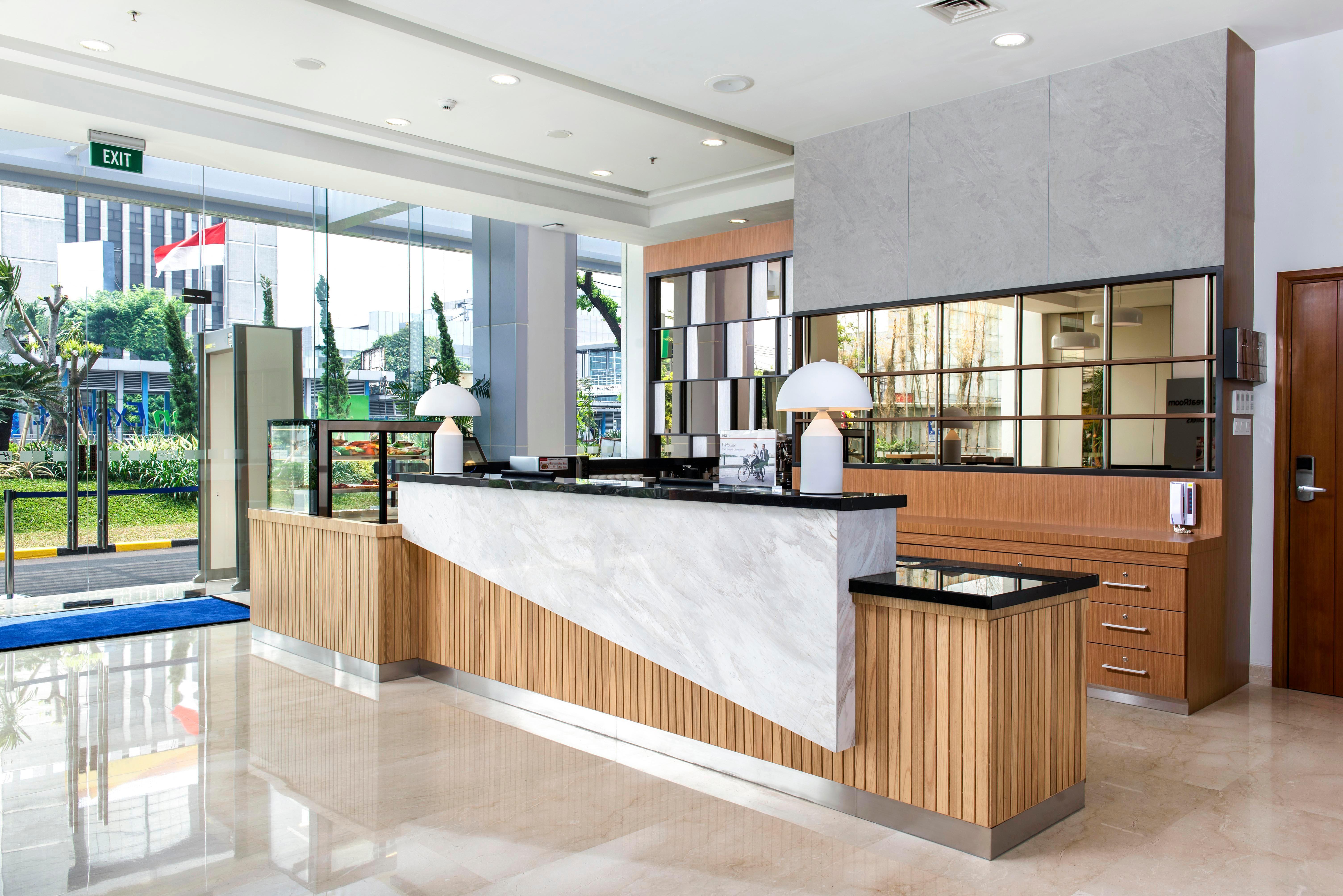 Holiday Inn Express Jakarta Matraman By Ihg מראה חיצוני תמונה